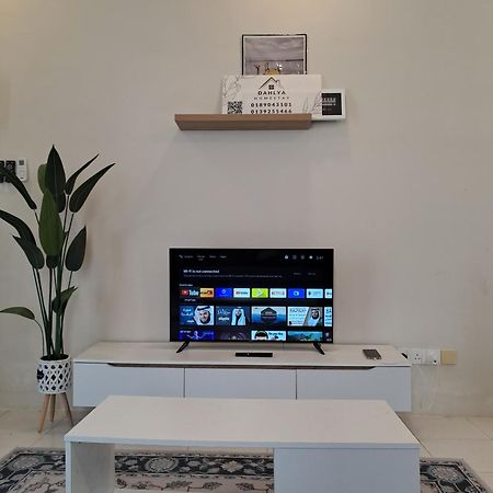 Dahlya Homestay Куантан Екстериор снимка